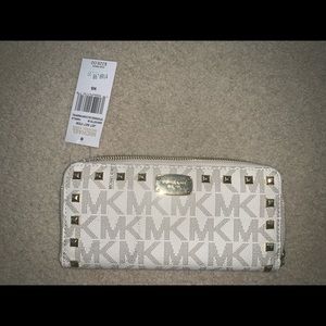 Michael Kors wallet